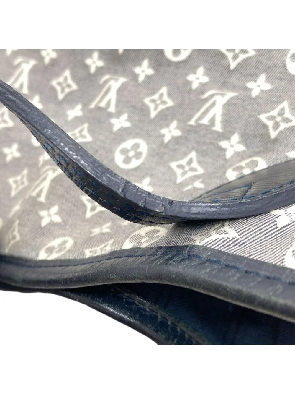Louis Vuitton Neverfull MM Tote Monogram Idylle
